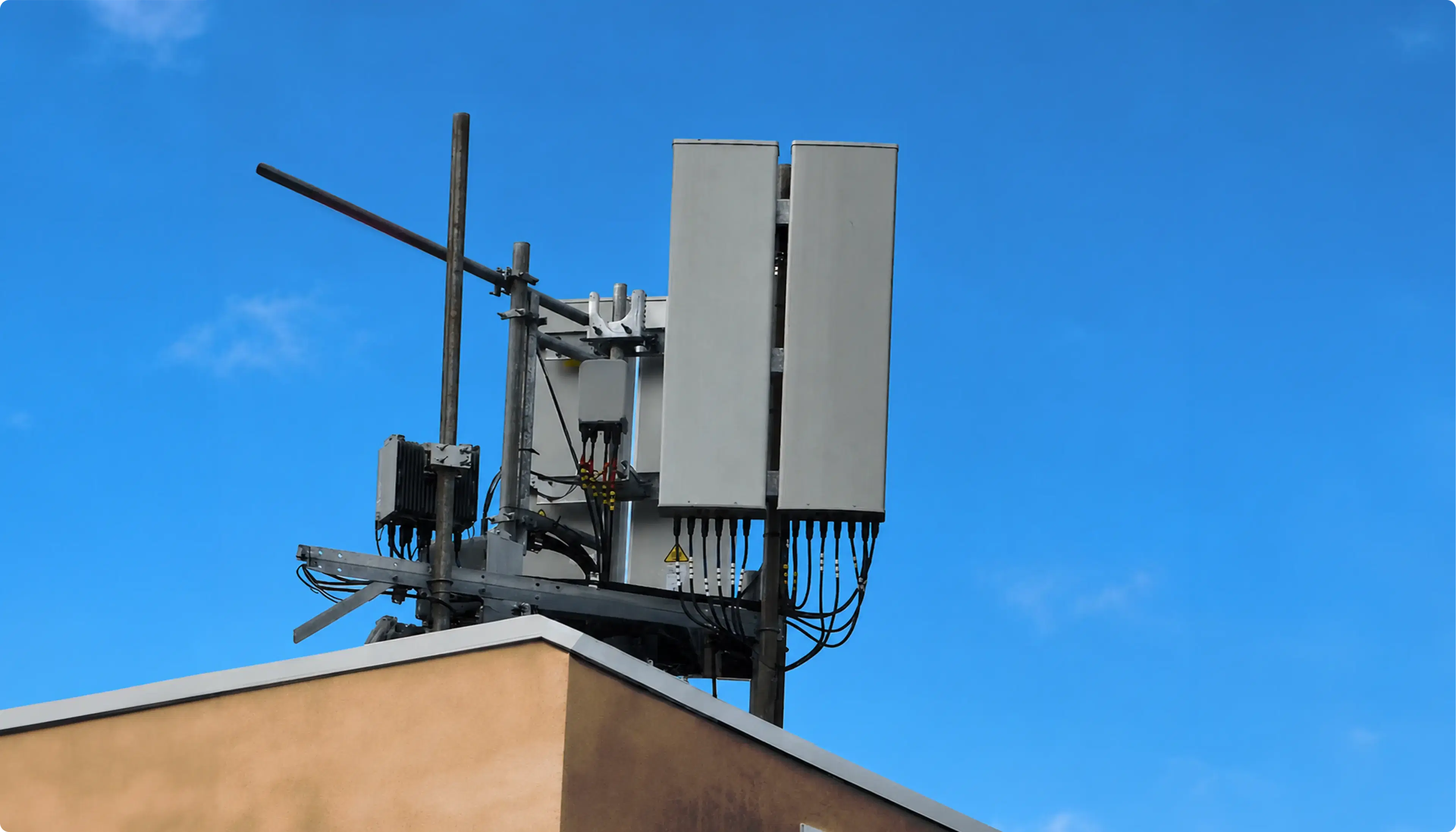 Verizon 4G/5G macro cell site